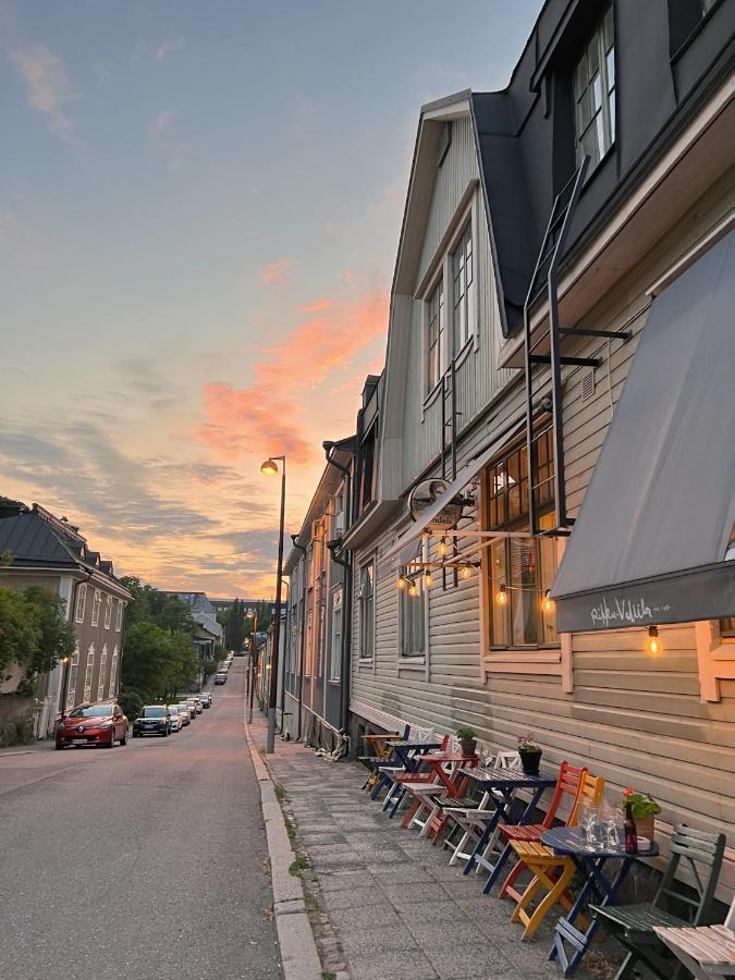 Candy-Colored Two-Room Condo With Sweet Views Helsínquia Exterior foto